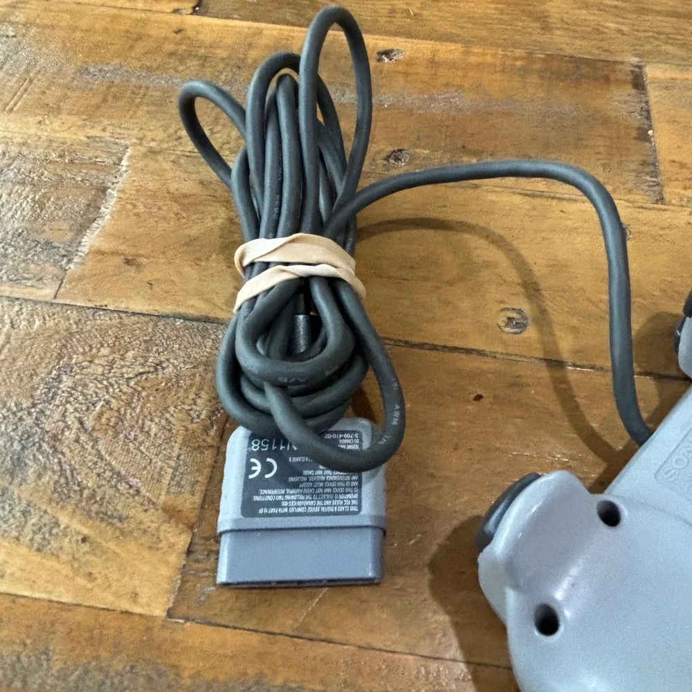 Sony PlayStation DualShock Analog Controller Gray SCPH-1200 PS1 Wired Not Tested